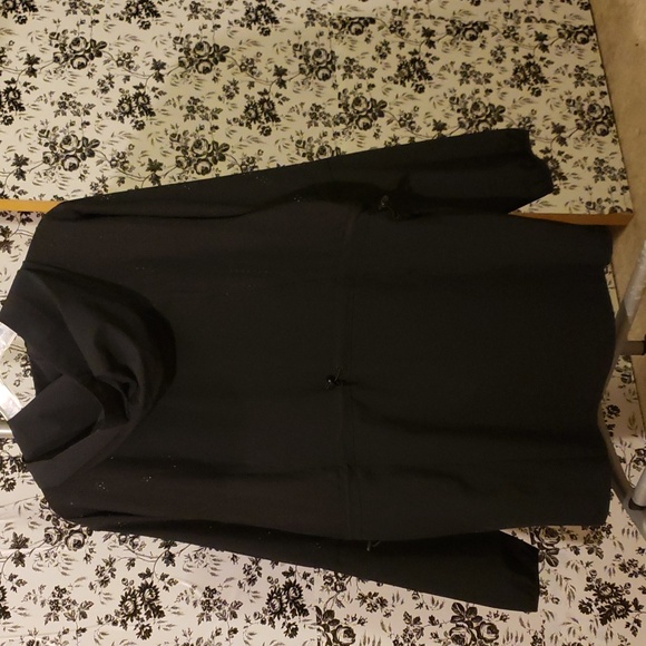 NWT Under Armour loose active wear jacket - Picture 3 of 4